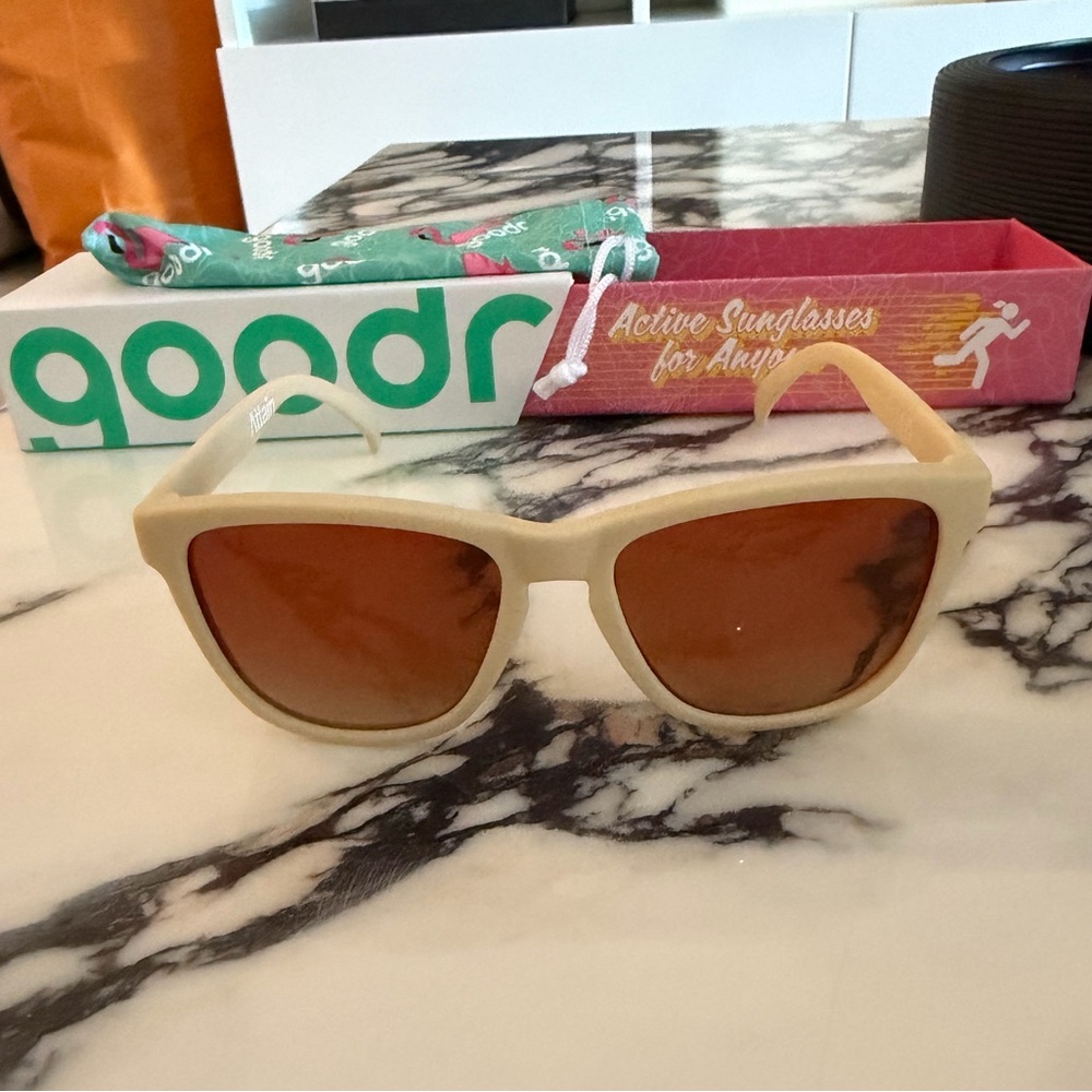 Goodr OG Toasted Marshmallow Magic Sunglasses - Picture 11 of 16